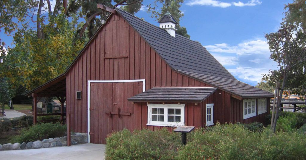 Walt Disney's Barn | Tavres.com