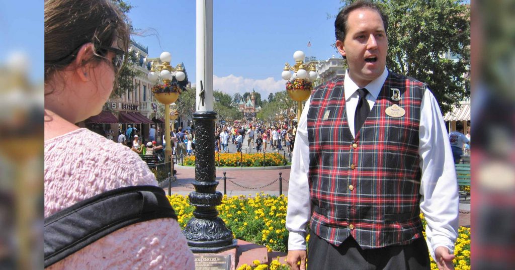 Quora: "What was your most difficult moment as a Disney cast member?" | DaveTavres.com